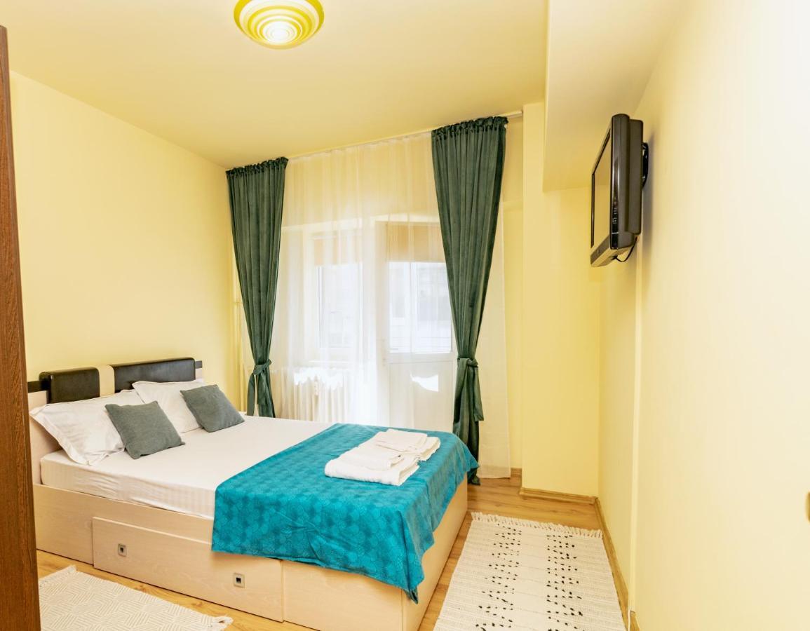 Apartament Centru - Cec Appartement Craiova Buitenkant foto